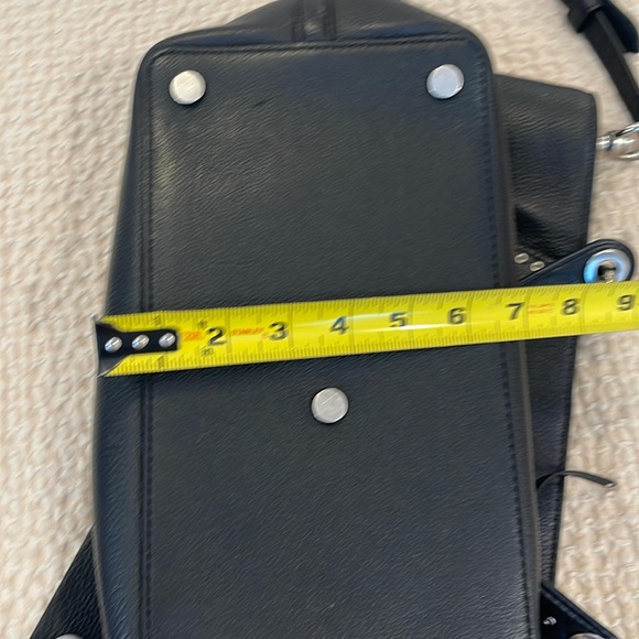 Michael Kors Brooklyn Large Pebbled Leather Convertible Satchel - Picture 12 of 16